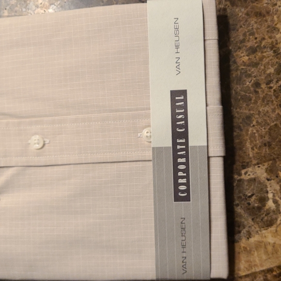 NWT Van Heusen Vintage corporate casual men's dress / casual shirt - Picture 3 of 9